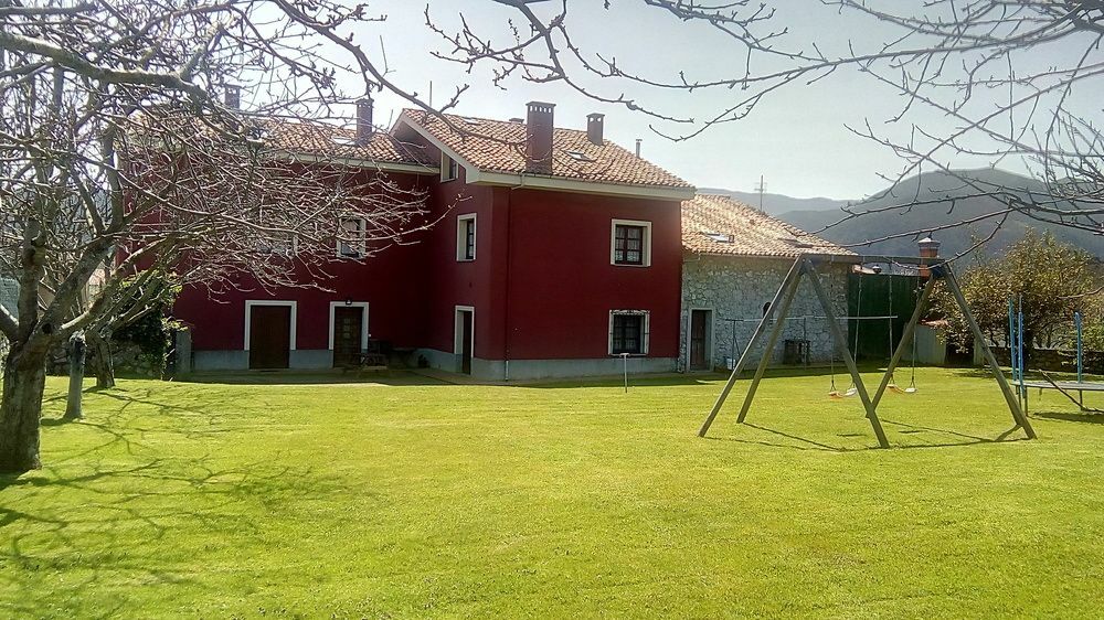 Apartamentos Rurales Ovio Llanes Exterior photo