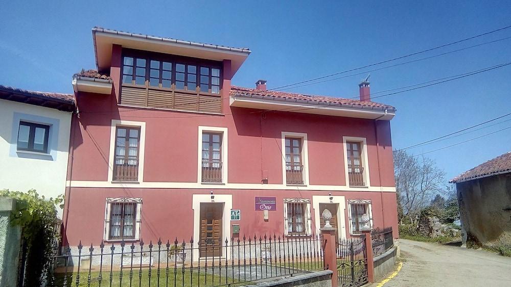 Apartamentos Rurales Ovio Llanes Exterior photo